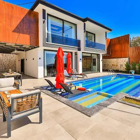 Villa Luxury 2 Bedroom *