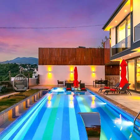 Luxury 2 Bedroom - 1600 Villa
