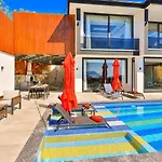 Luxury 2 Bedroom Villa